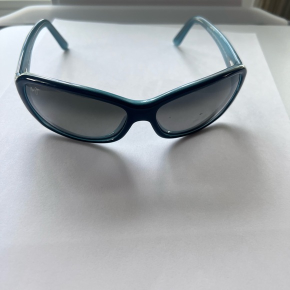 Maui Jim Teal and Gray Sunglasses Pearl City - Picture 1 of 7
